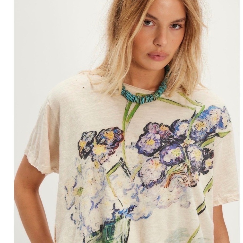 Magnolia‎ Pearl Vincent Van Gogh Still Life Iris Short Sleeve Floral Tee OS NWT